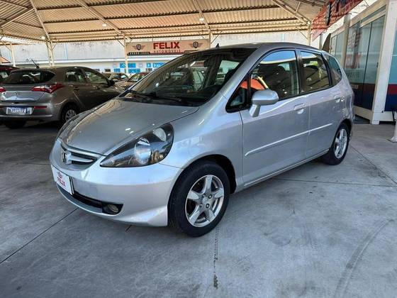 HONDA FIT 1.4 LX 8V FLEX 4P MANUAL HONDA FIT 1.4 LX 8V FLEX 4P MANUAL